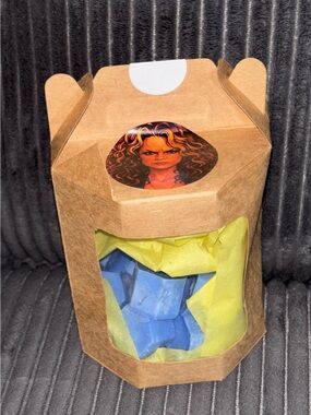 Deep Ocean Breeze Wax Melt Chunks in Kraft Gift Box
